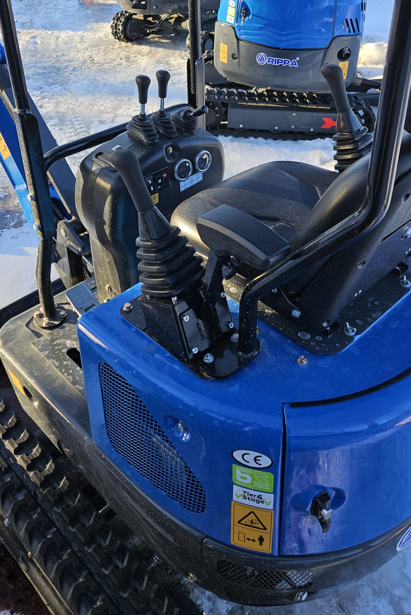 RIPPA R10 ECO 1 TON KUBOTA Diesel Engine Mini Excavator - In Stock (Durham) - Image 5